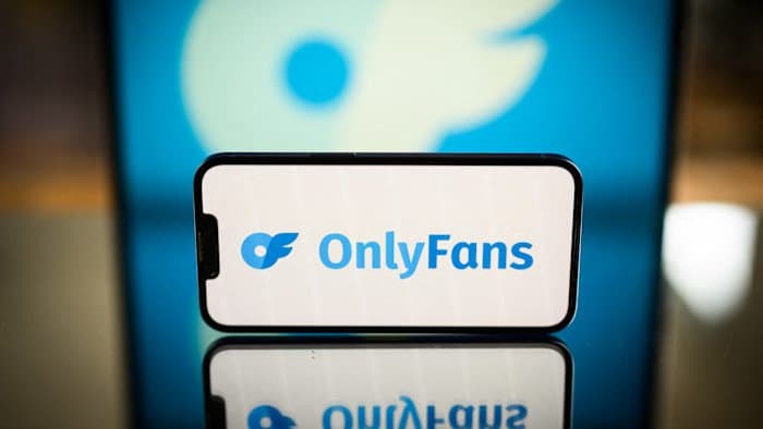 OnlyFans Valuation Slashed as Stake Sale Talks Shift to 20% at $3B+ Amid Market Uncertainty