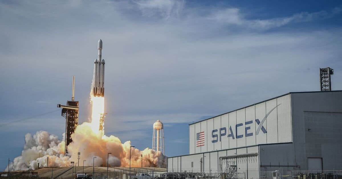 SpaceX and xAI Merger Talks Signal Musk's AI Consolidation Strategy