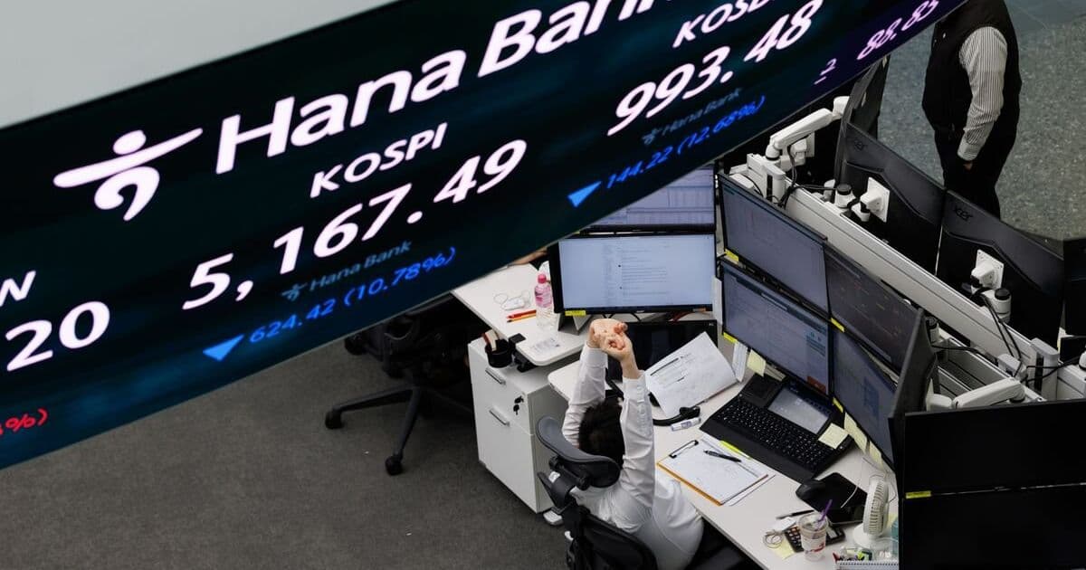 South Korea Surpasses UK as World's 8th Largest Stock Market, Fueled by AI Tech Boom