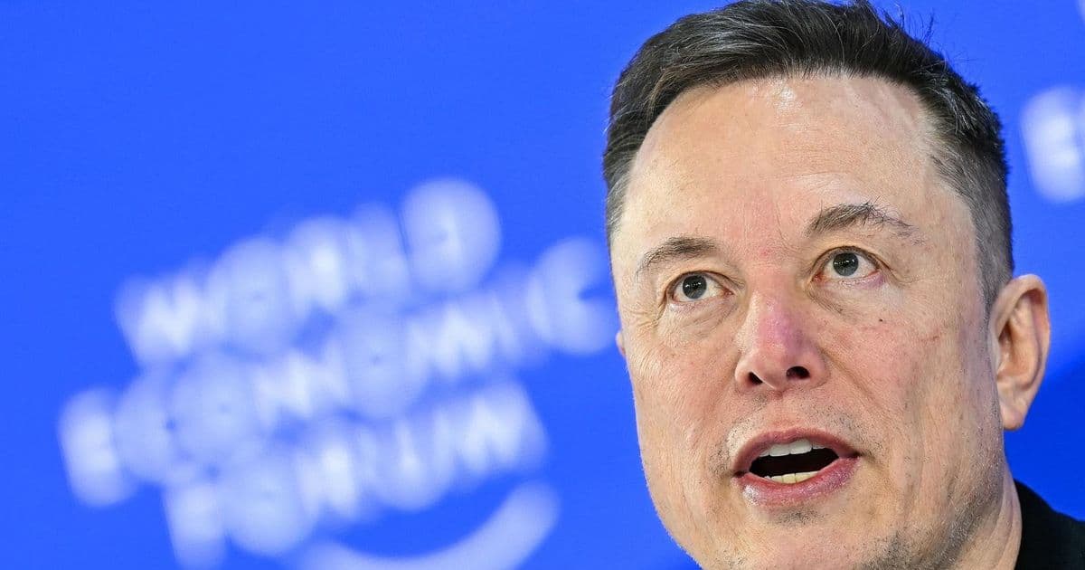 Musk and OpenAI Leaders Back Universal Income as AI Job Displacement Looms