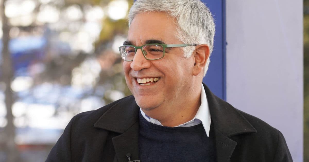 Workday CEO Transition: Carl Eschenbach Steps Down, Aneel Bhusri Returns as CEO