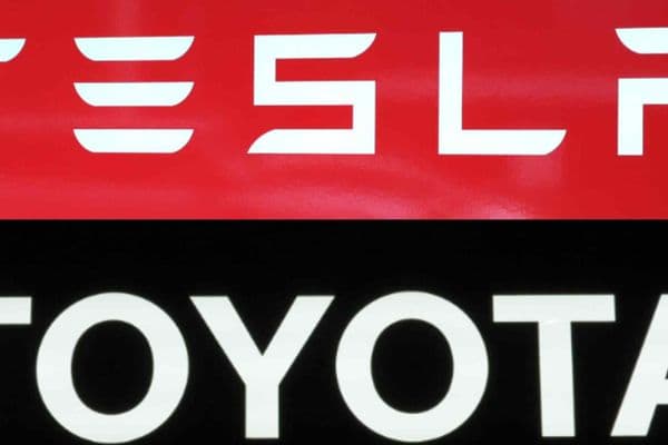 Teslas Fahrzeuggewinn sinkt um 40 %, während Toyota aufschließt