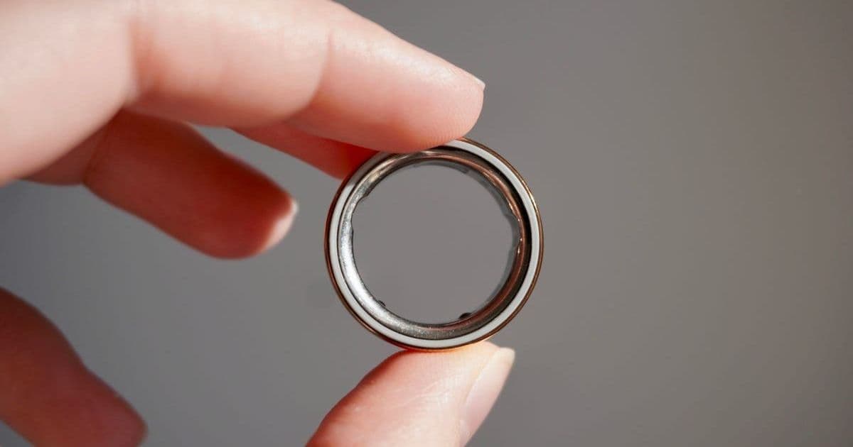 The Smart Ring Arms Race: How Oura, Samsung, and Startups Are Battling for Your Finger