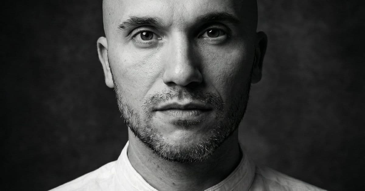 The Startup Gold Hidden in Plain Sight: Why 'Schleps' Are Your Secret Weapon