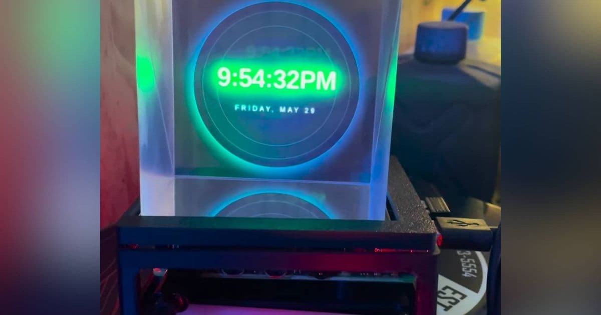 This awesome Raspberry Pi project uses the Pepper's Ghost illusion to make a holographic display