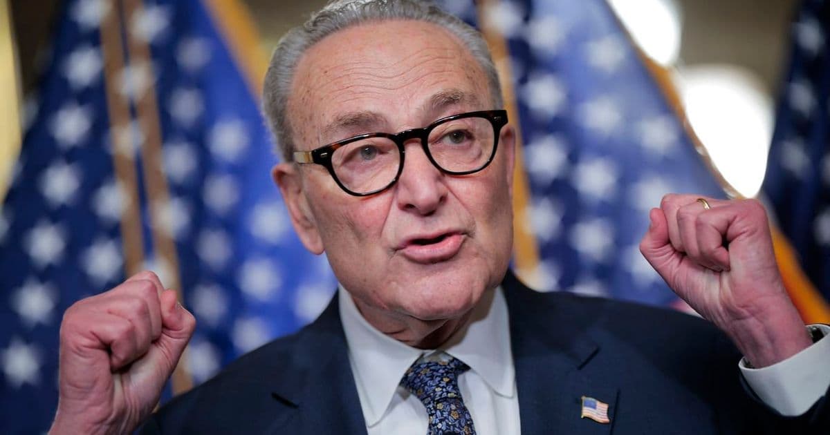 Trump hosts Schumer at surprise White House visit