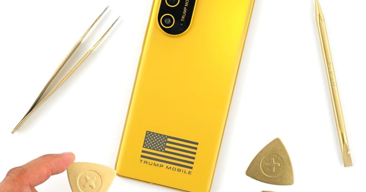 Trump T1 teardown confirms it's a rebadged HTC U24 Pro, right down to swappable mainboards