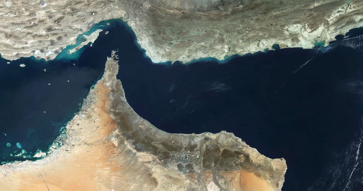 Trump Offers US Military Escort and Insurance to Gulf Tankers as Oil Prices Spike