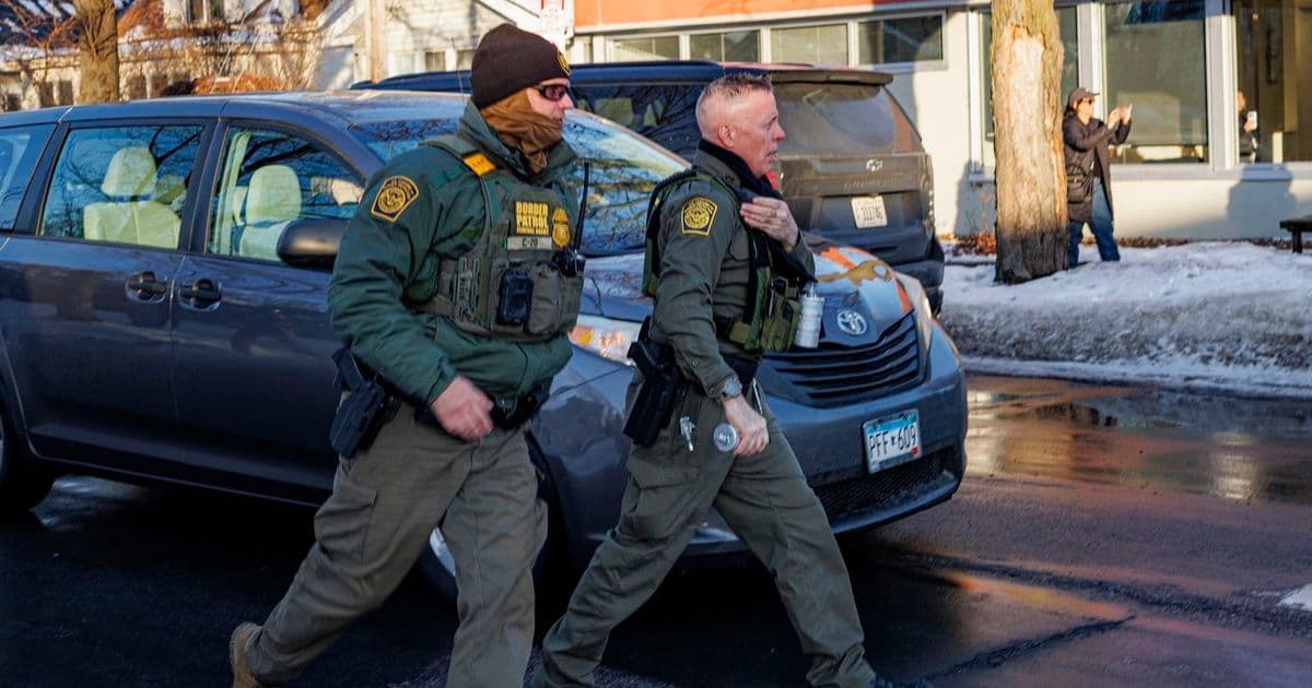 Trump's 'Roving Patrols' Expand Interior Enforcement, Raising Civil Liberties and Operational Questions