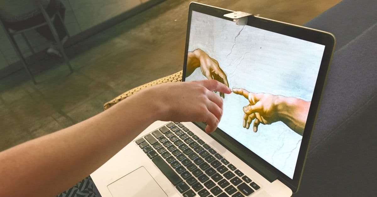 Turning a MacBook into a Touchscreen with $1 of Hardware