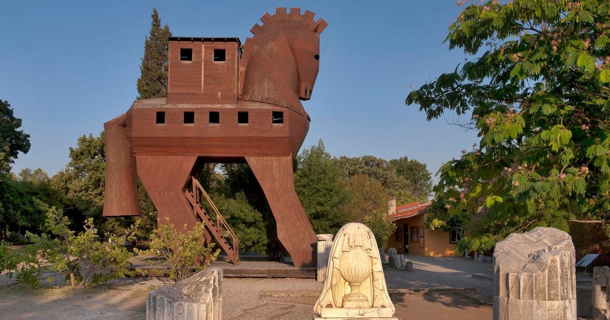 7-Zip.com Malware Attack: How a Fake Website Turned PCs Into Botnet Proxies