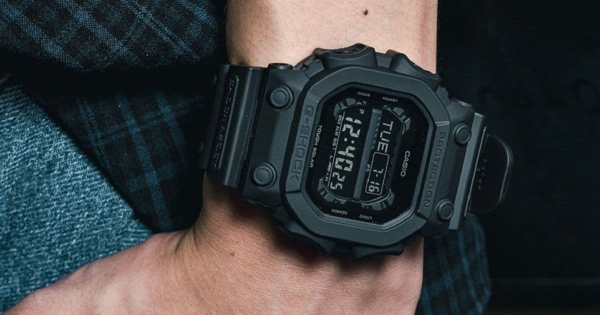 Casio's Upgraded G-Shock GX-56UBB-1 Brings Modern Features to a Classic Design