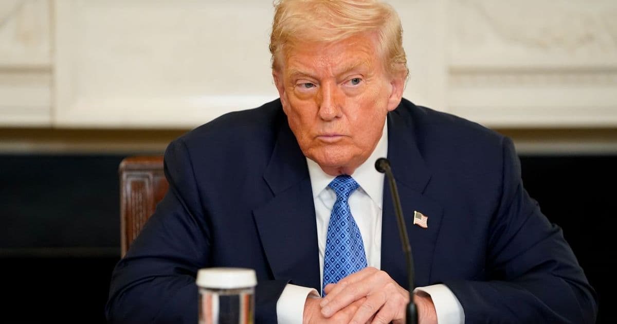 US-Iran Peace Talks Set for Friday in Oman, Sources Say