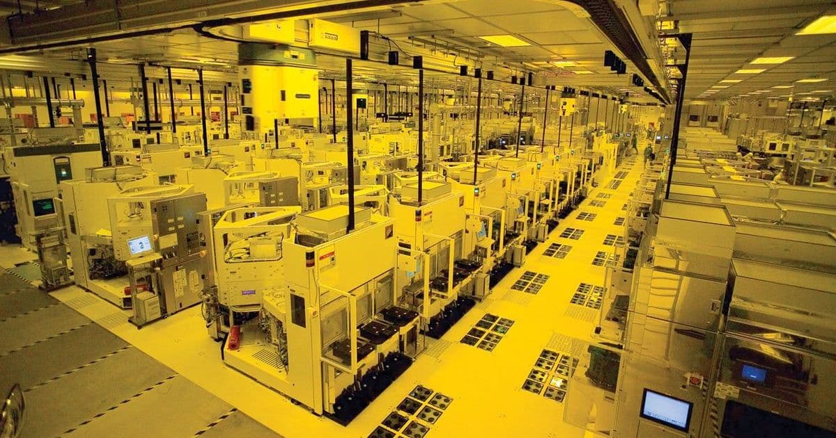 U.S. Lawmakers Demand Comprehensive Ban on Chipmaking Tool Exports to China