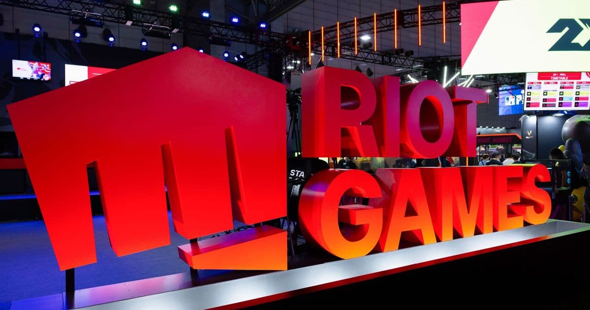 Riot Vanguard 2.0 Blocks DMA Cheat Cards, Turns $6K Hardware Into Paperweights