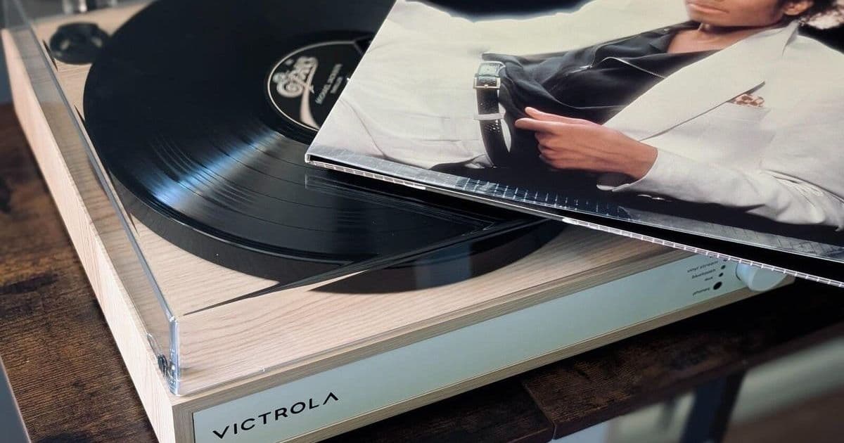 Vinyl Meets Digital: Victrola Harmony Turntable Bridges Nostalgia and Modern Tech