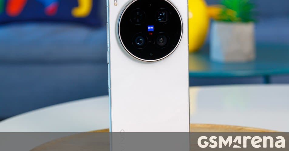 vivo expands X300 Ultra and X300 FE availability beyond China