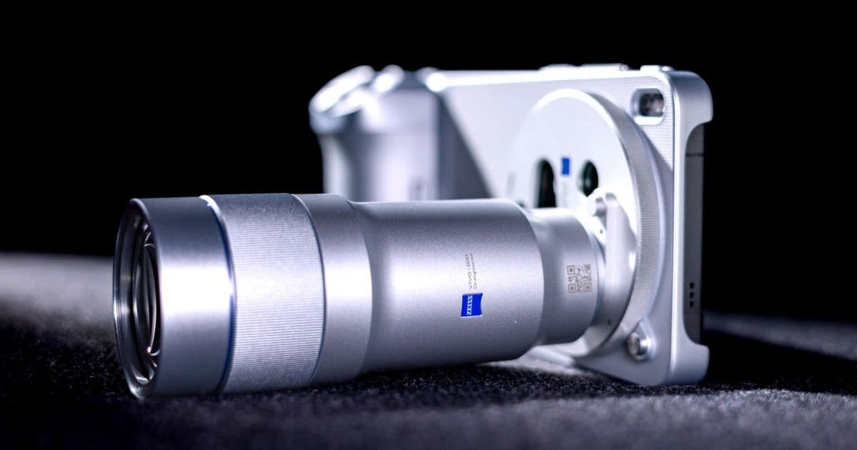 Vivo X300 Ultra's 400mm Teleconverter Revealed in First Hands-On Video