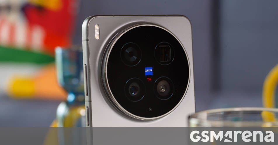 vivo X300 Ultra Global Unboxed: Premium Hardware Meets Regional Software Customization