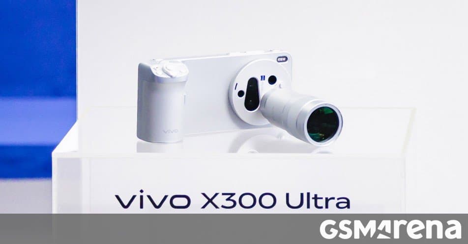 vivo X300 Ultra Debuts at MWC with Revolutionary 400mm Telephoto Extender