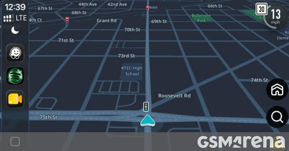 Waze's Traffic Lights Feature Keeps Expanding to More Drivers Through Quiet, Random Rollout