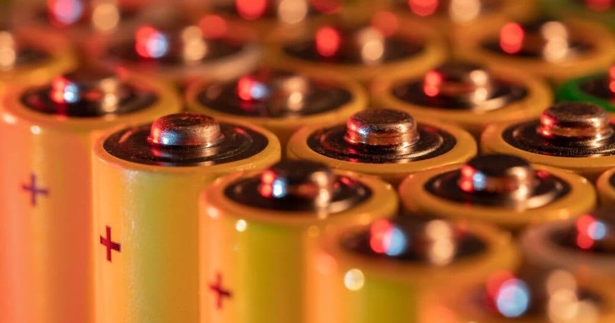 Wee charge, neat idea: YouTuber builds DIY nuclear battery