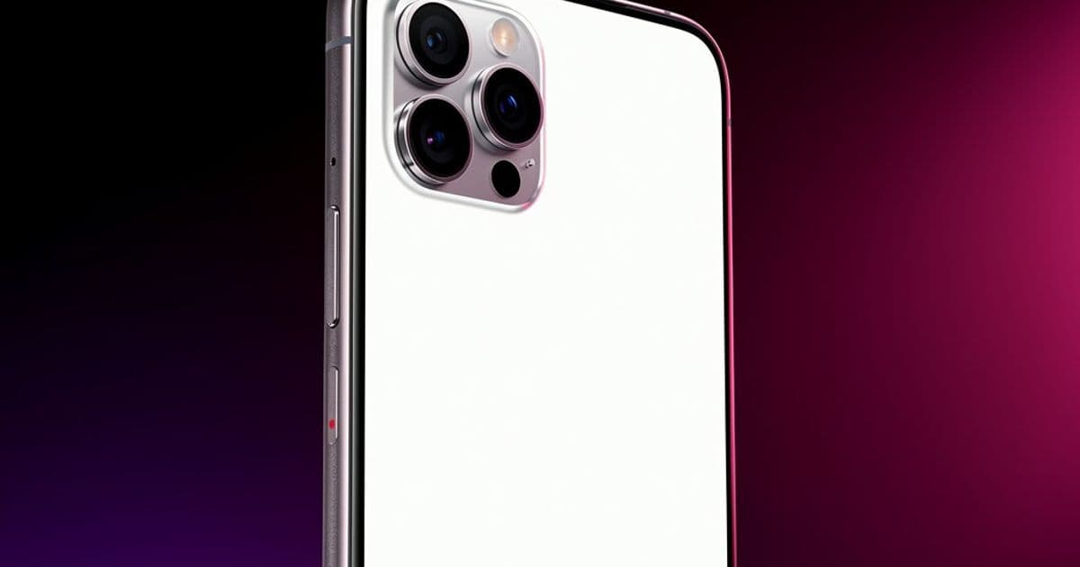 Motorola Signature Enters Premium Market with Competitive Pricing and Unique Features