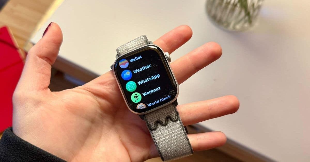 WhatsApp Finally Lands on Apple Watch, Bringing Billions of Users to Their Wrists
