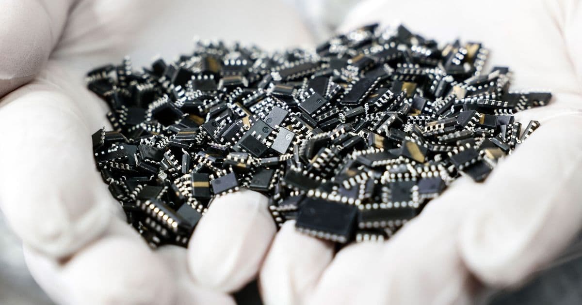 Why AMD Motherboards Now Come with Bigger BIOS Chips—and Why It Matters to You