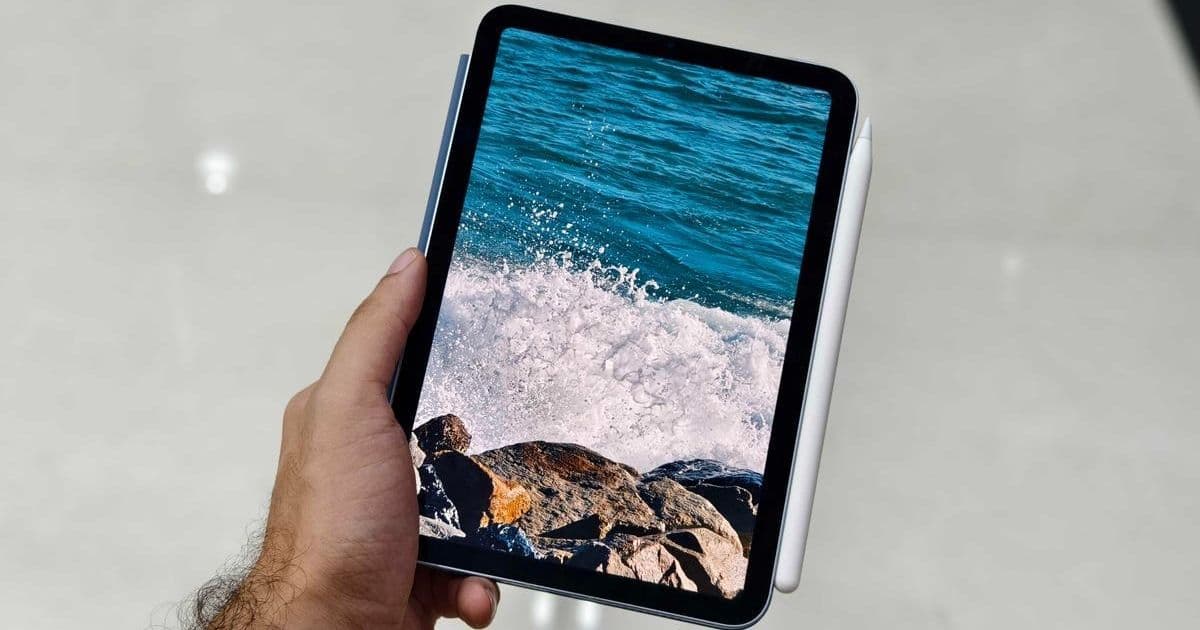 Why I Ditched My Kindle for an iPad Mini: A Tech Enthusiast's E-Reading Revolution