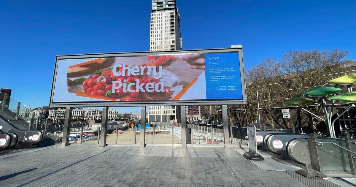Windows asks a networking question on a Stratford billboard • The Register