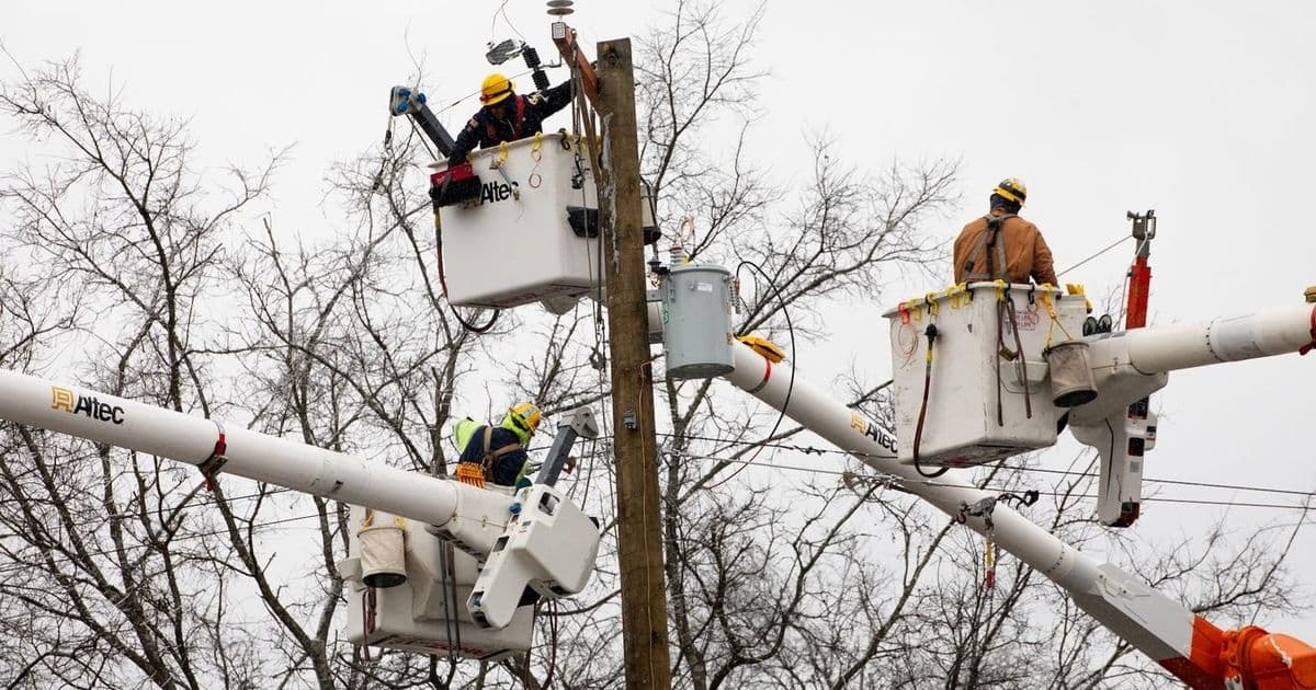Southern Power Grid Strain Escalates as Winter Storm Outages Claim Lives