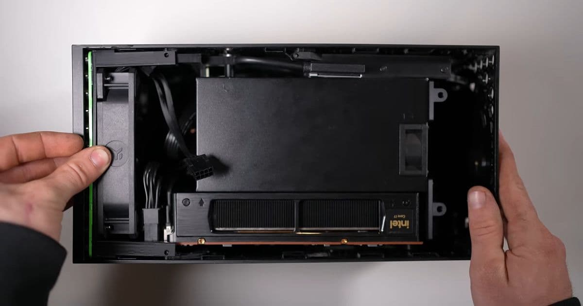 Xbox Series X Transformed into Gaming PC with 3D Printed Components and Low-Profile RTX 5060