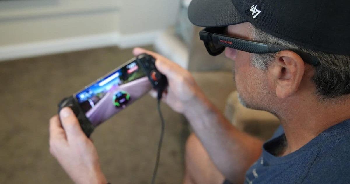 Xreal One Pro XR Glasses: The 200-Inch Virtual Workspace That Could Replace Your Monitors