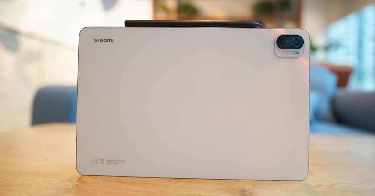 You can now download a Fedora Atomic OS for your Android device