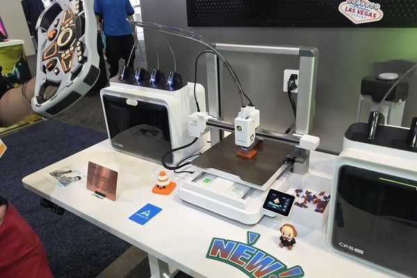Consumer 3D Printing Advances at CES 2026: Multicolor Systems and Material Innovations Dominate