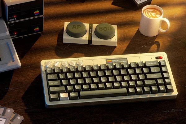 8BitDo's Apple-Inspired Retro 68 Keyboard Celebrates 50 Years of Innovation