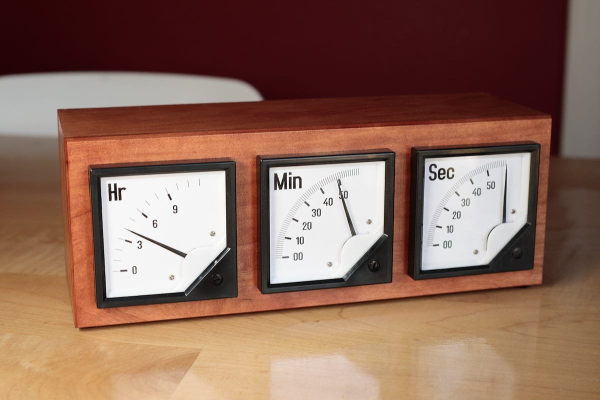 A nicer voltmeter clock - lcamtuf’s thing