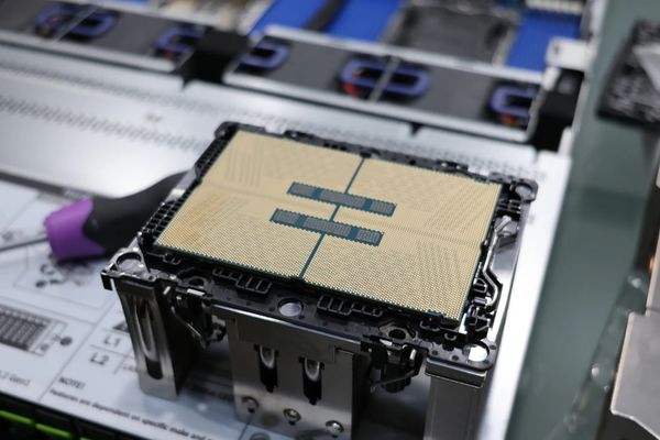 Single-Line Linux Kernel Patch Cuts Wakeup Latency by 5x on Modern Intel Xeon Servers