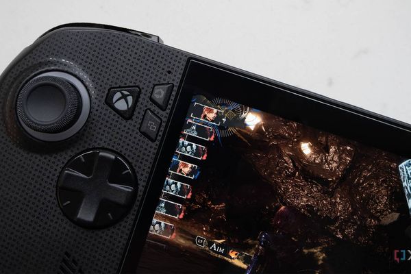 After six months, Microsoft's Auto SR finally gives the ROG Xbox Ally X what it needed all along