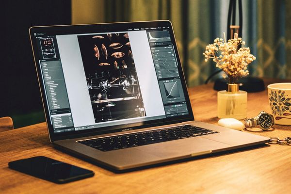 macOS 27 Beta Adds Touchscreen Support, Setting the Stage for a MacBook Ultra With OLED