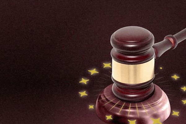 AI Legal Advice Adoption Surges 258% Amid Mounting Professional Concerns