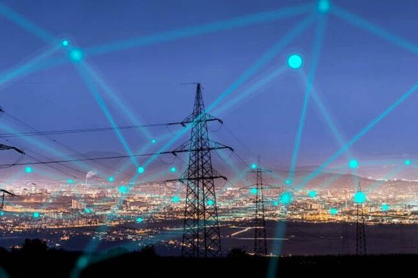 AI Data Center Surge Stresses U.S. Power Grid, Raising Cost and Reliability Risks
