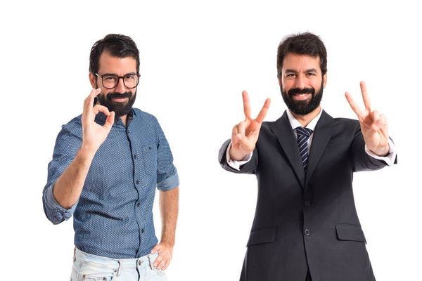 Workers and Managers Reject AI 'Boss Bots' as Digital Twins Raise Trust and Accountability Concerns