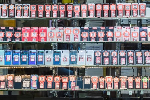 AI features blamed for Samsung Galaxy S25 resale slump • The Register