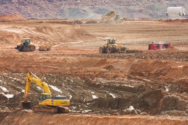 AI Hyperscalers Secure Uranium Supply to Power Future Nuclear Data Centers