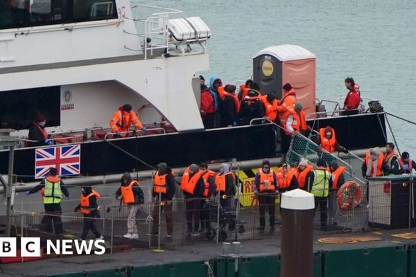 UK Home Office contracts Akhter Computers to pilot AI age‑estimation for asylum seekers