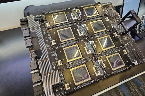 AMD AOMP 23.0-0 Compiler Delivers Unified Binary Build with Enhanced Fortran Support