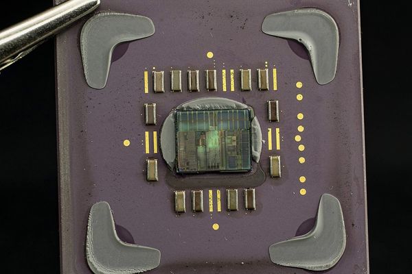 AMD's K6-III 'Sharptooth' Debuted in 1999 with On-Die L2 Cache to Challenge Intel's Pentium II