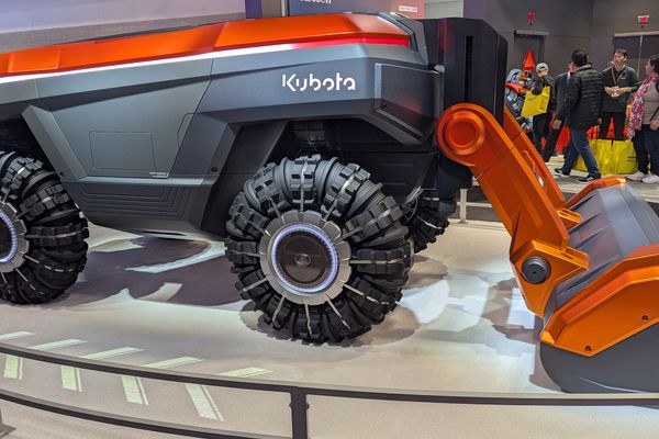 From Backyard to Breadbasket: How Consumer Robotics Are Paving the Way for Agricultural Automation